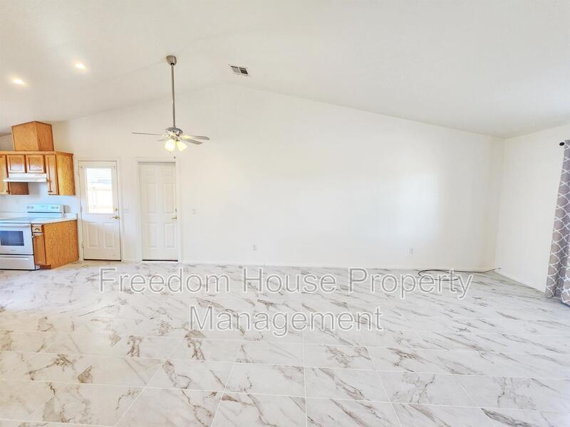 600 San Lorenzo Street #B property image