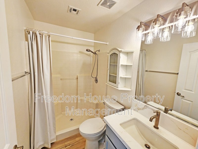 3741 Malibou Avenue property image