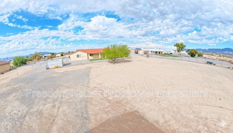 3741 Malibou Avenue property image