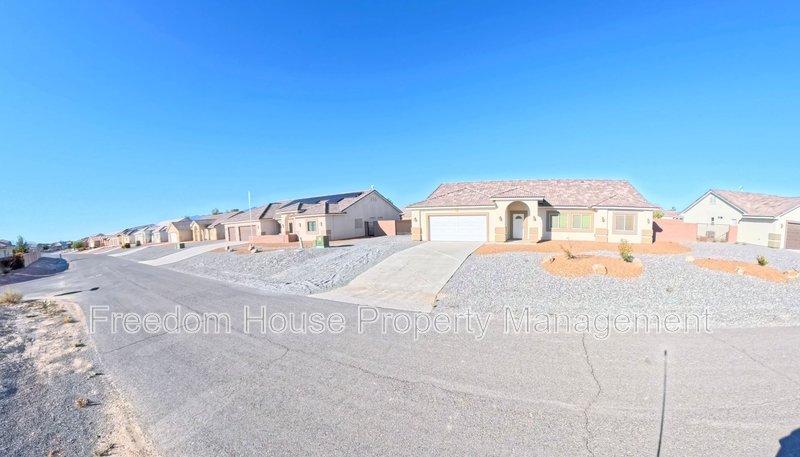 4920 Honey Locust Drive property image