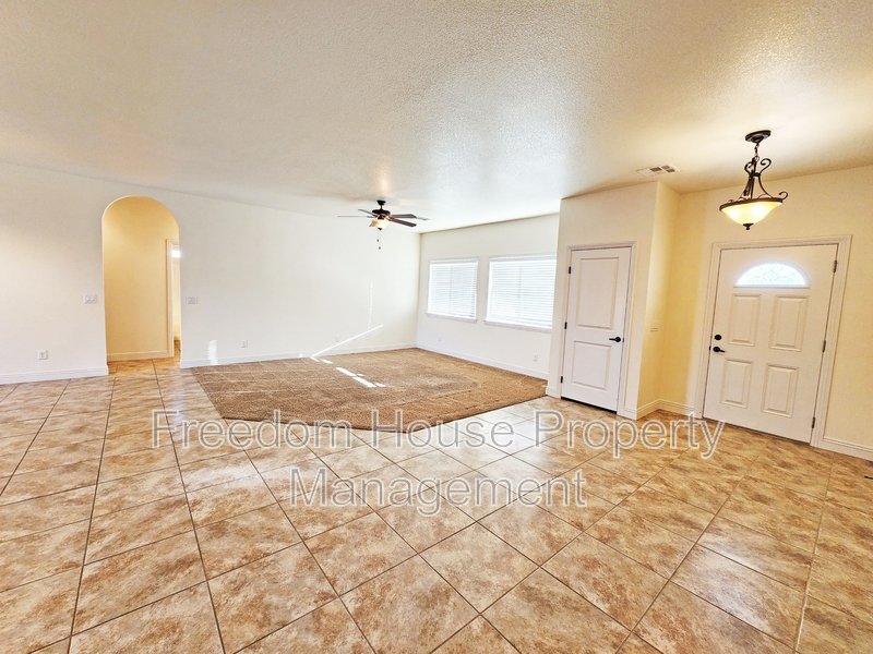 4920 Honey Locust Drive property image