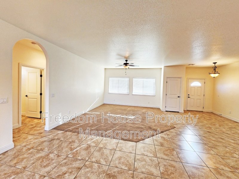 4920 Honey Locust Drive property image