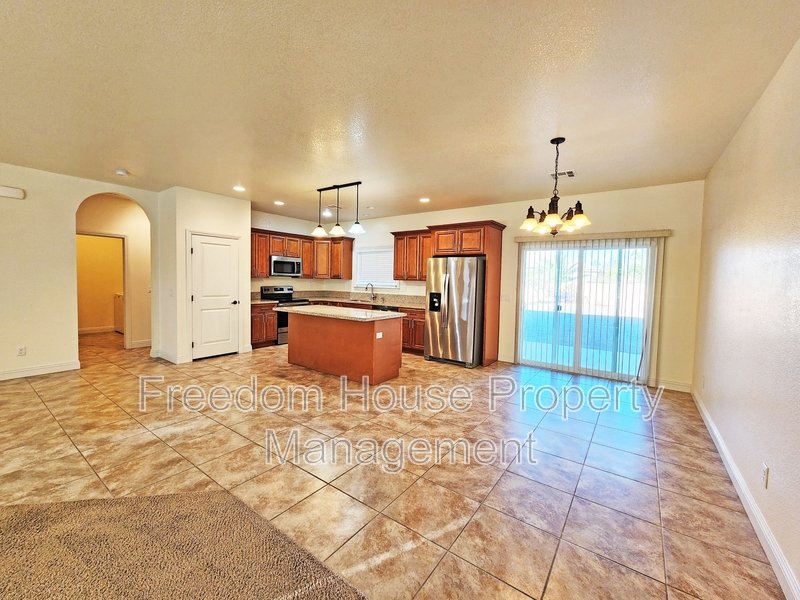 4920 Honey Locust Drive property image