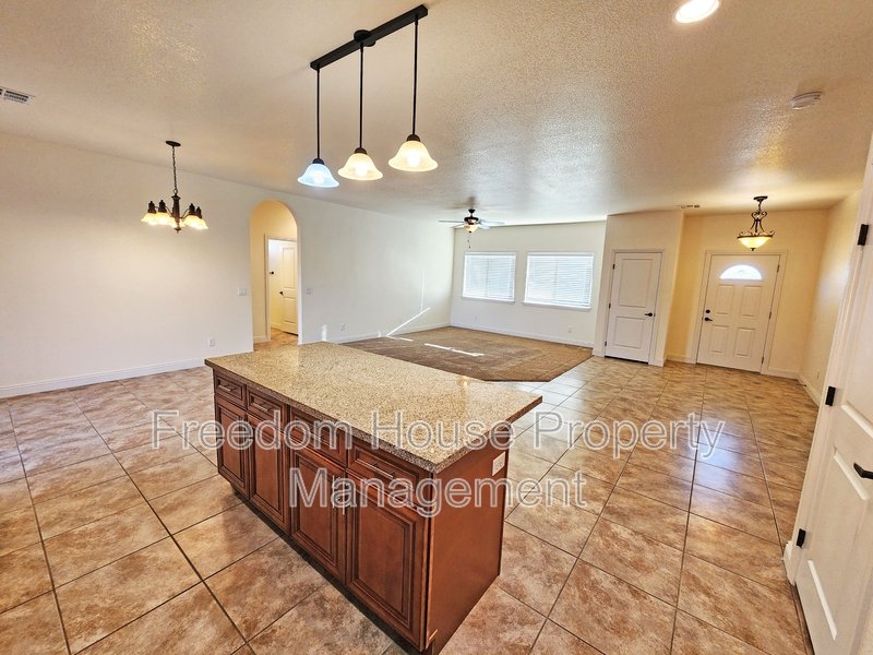 4920 Honey Locust Drive property image