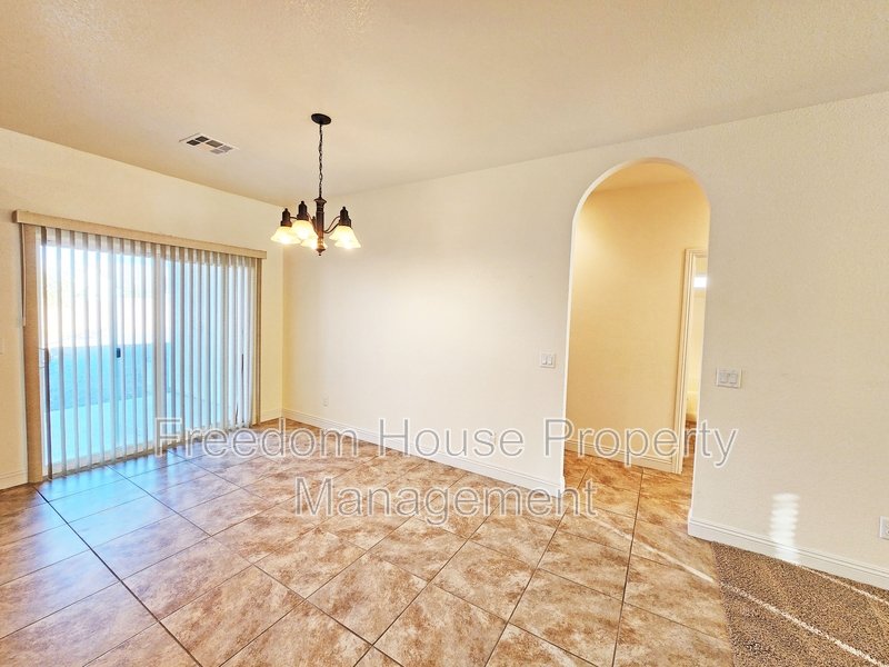 4920 Honey Locust Drive property image