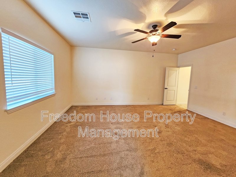 4920 Honey Locust Drive property image