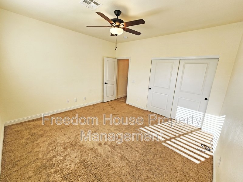 4920 Honey Locust Drive property image