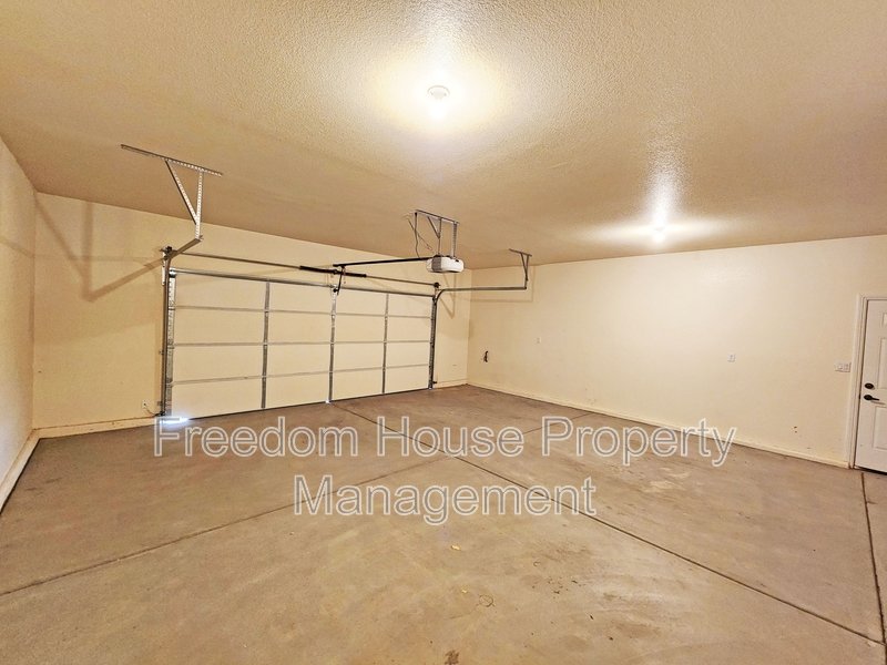 4920 Honey Locust Drive property image