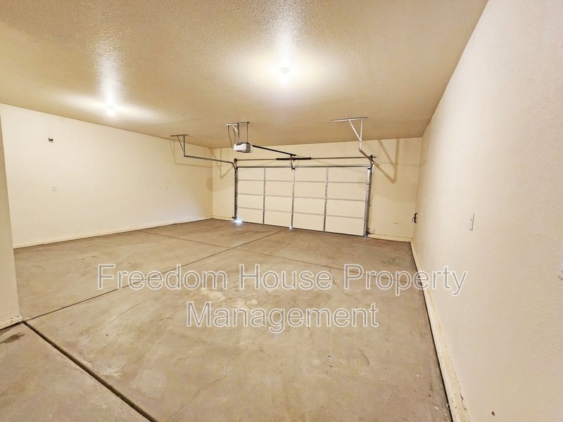 4920 Honey Locust Drive property image