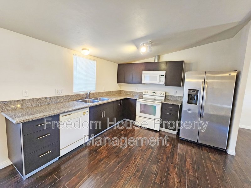 1270 Landmark Avenue property image