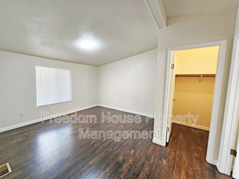 1270 Landmark Avenue property image