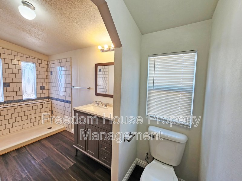 1270 Landmark Avenue property image