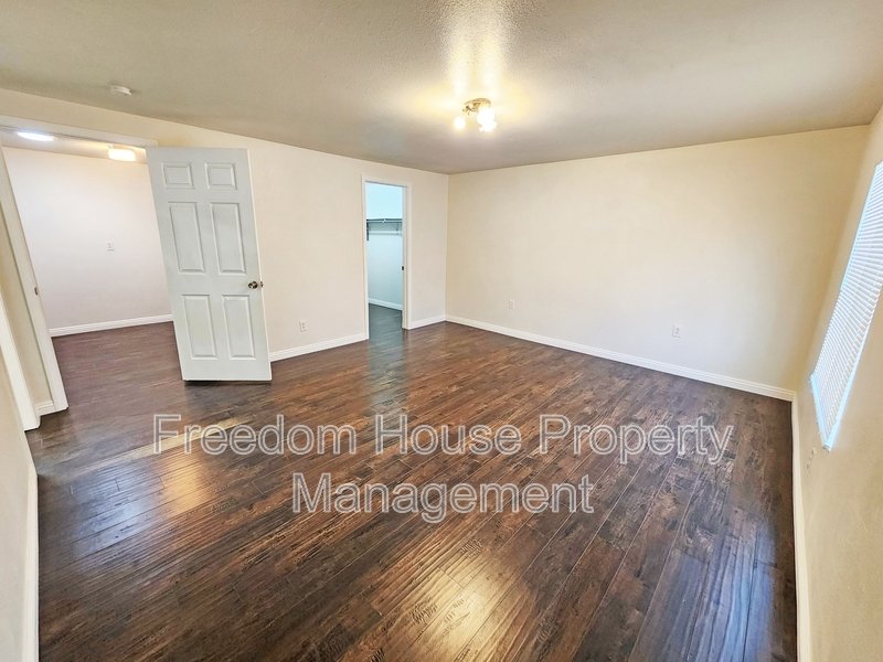 1270 Landmark Avenue property image