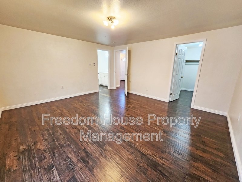1270 Landmark Avenue property image