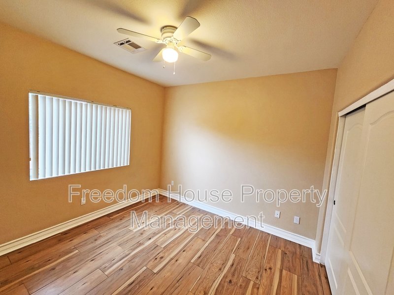 5561 Carrara Pointe Street property image