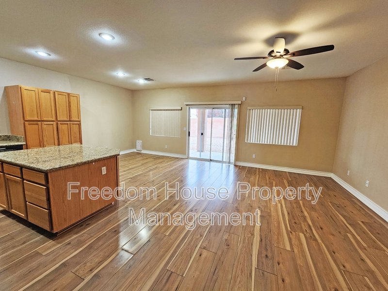 5561 Carrara Pointe Street property image