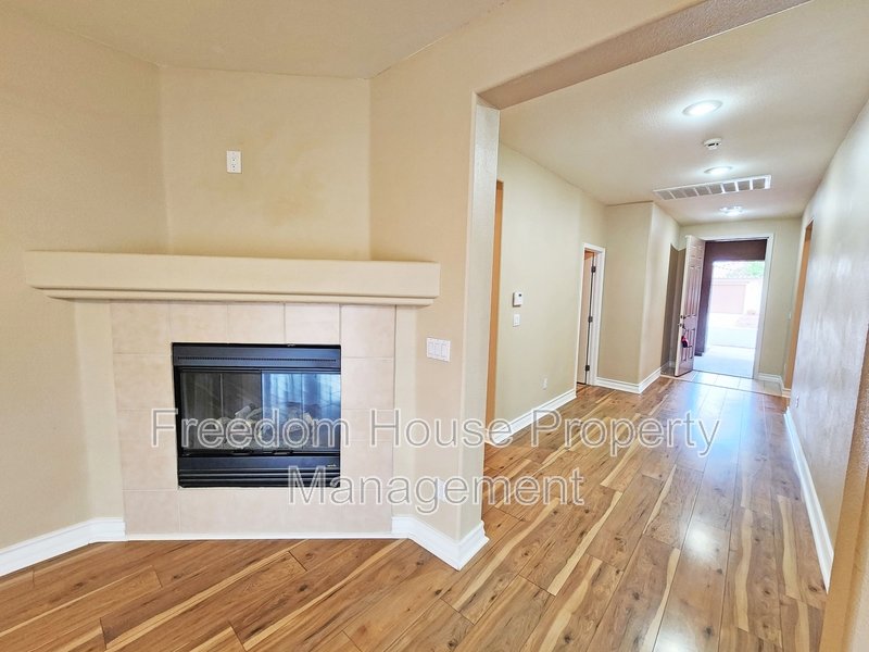 5561 Carrara Pointe Street property image