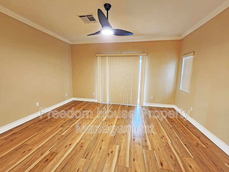 5561 Carrara Pointe Street property image