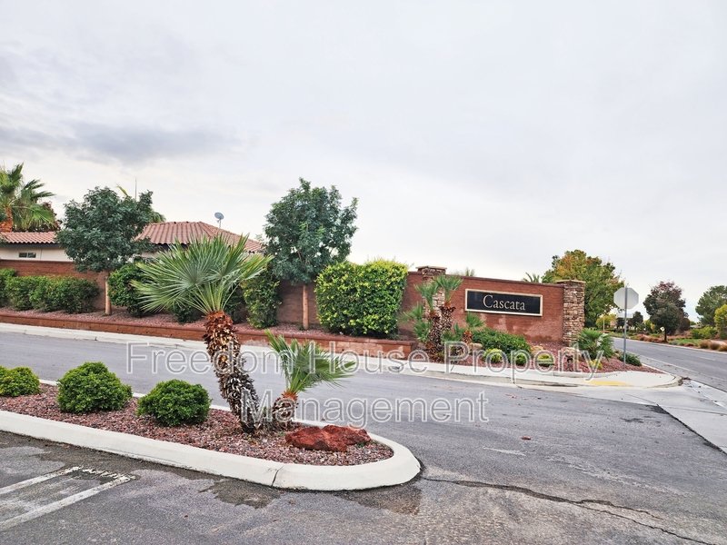 5561 Carrara Pointe Street property image