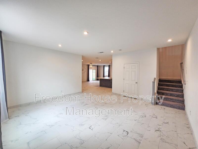 3821 East Weld Avenue property image