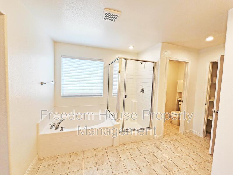 3821 East Weld Avenue property image