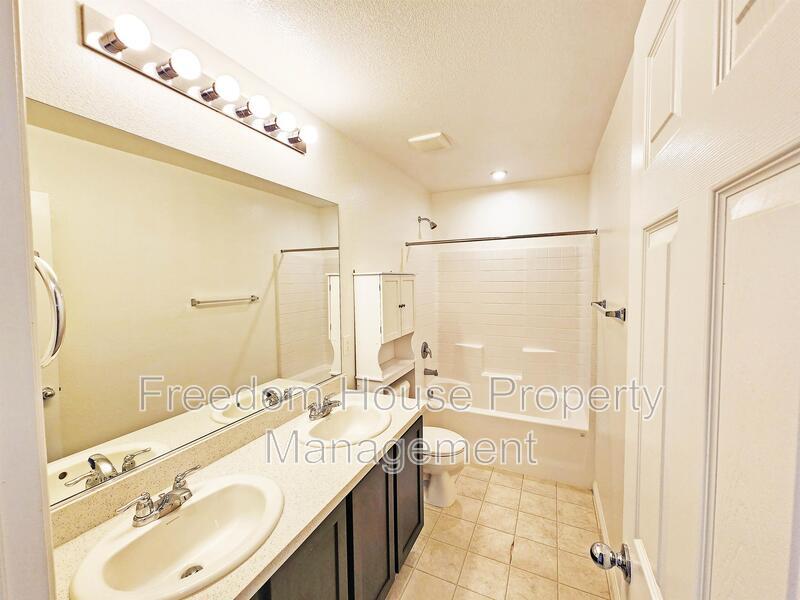 3821 East Weld Avenue property image