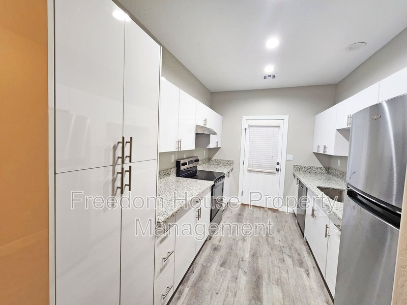 1111 Sixshooter Avenue - 1A property image