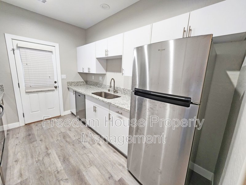 1111 Sixshooter Avenue - 1A property image