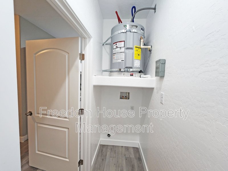 1111 Sixshooter Avenue - 1A property image