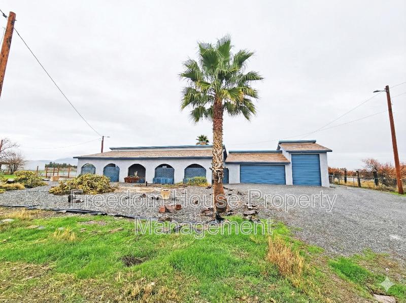 2220 West Bell Vista Avenue 1 property image