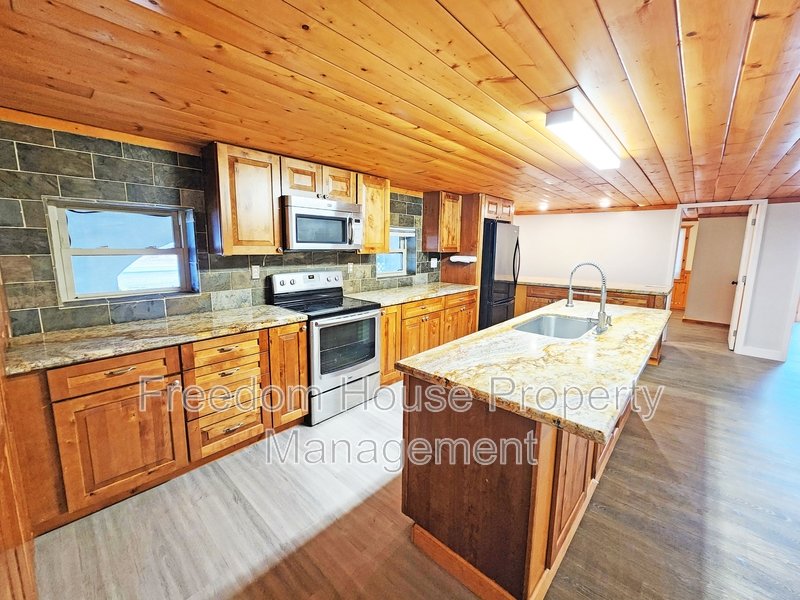 2220 West Bell Vista Avenue 1 property image