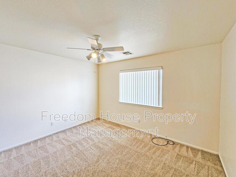 1850 Pershing Avenue property image