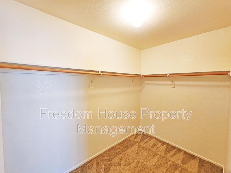 1850 Pershing Avenue property image