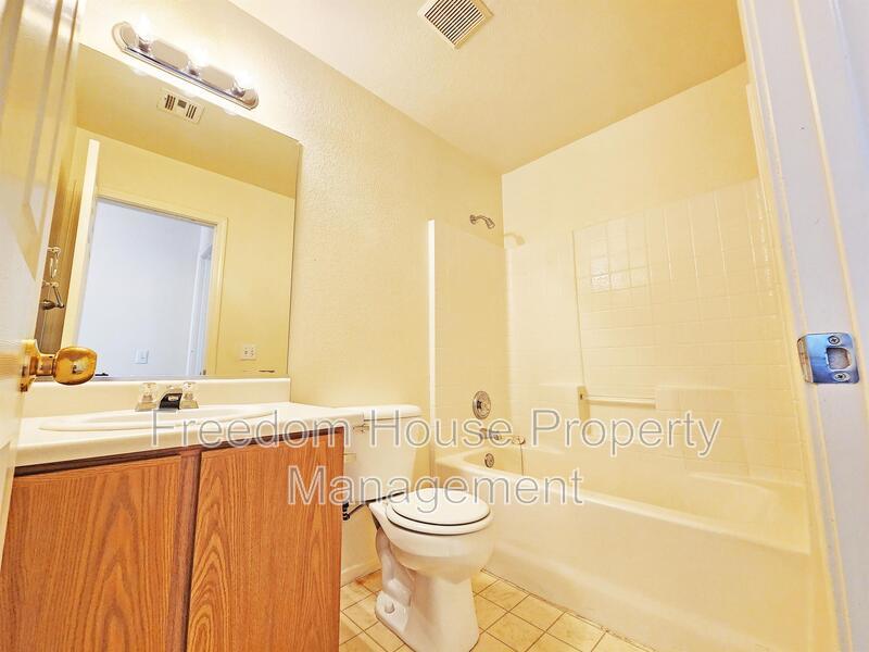 1850 Pershing Avenue property image