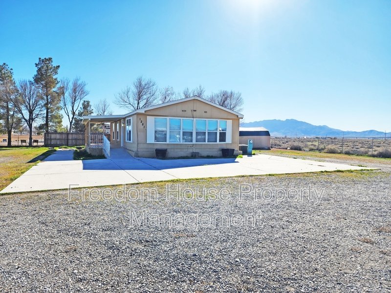 1281 West Hwy 372 A property image