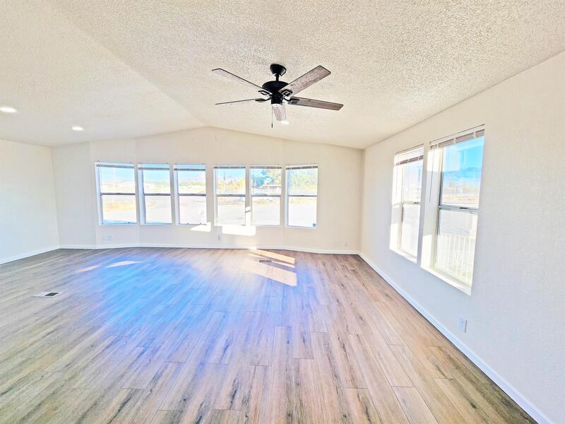 1281 West Hwy 372 A property image