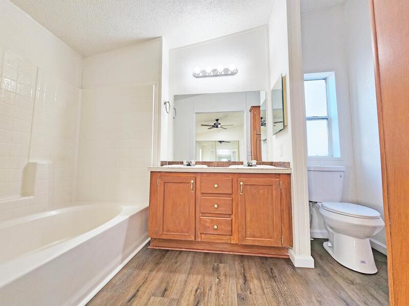 1281 West Hwy 372 A property image