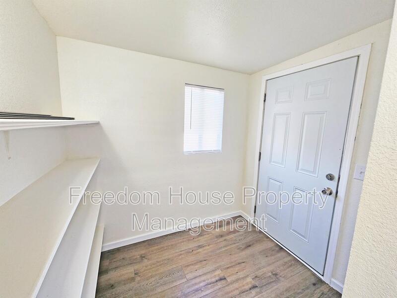 1281 West Hwy 372 A property image