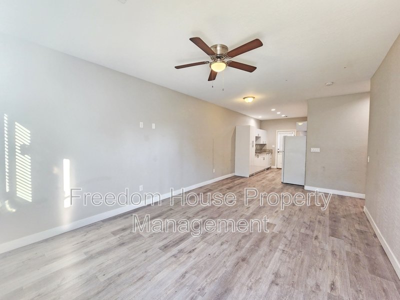 1121 Sixshooter Avenue - 2 property image