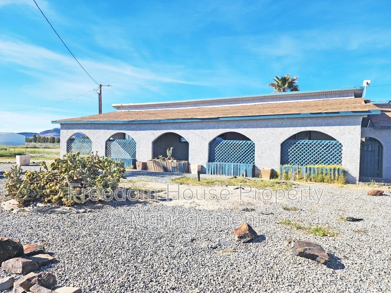 2220 West Bell Vista Avenue 1 property image