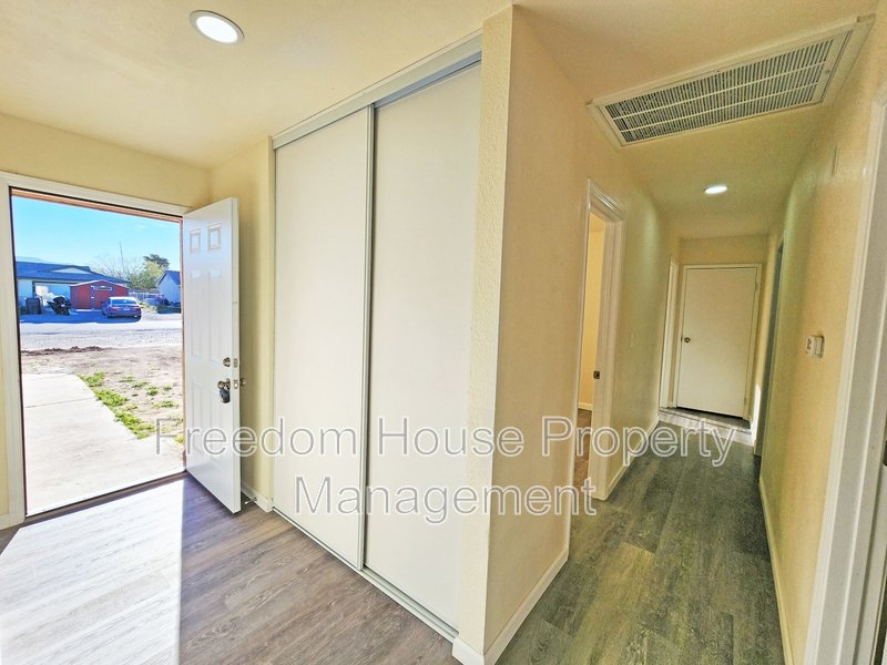 1930 Kearney Street property image