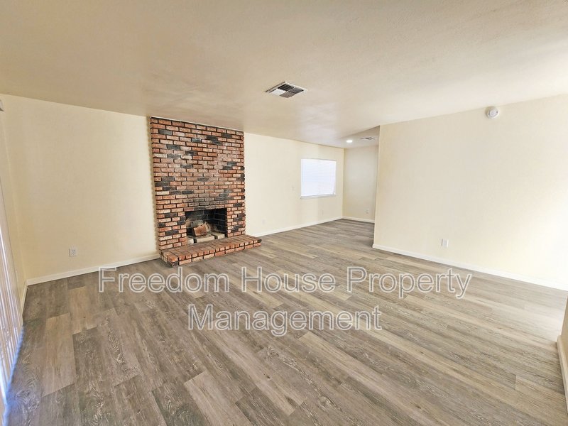 1930 Kearney Street property image