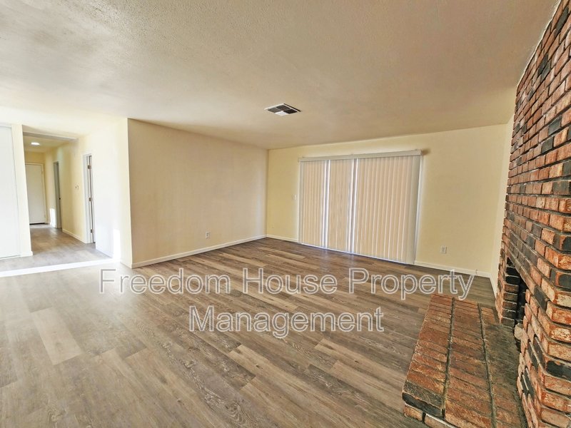 1930 Kearney Street property image