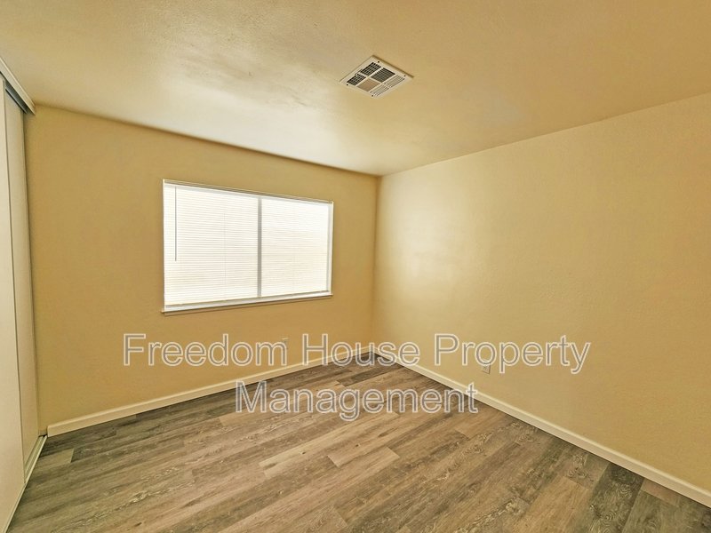 1930 Kearney Street property image