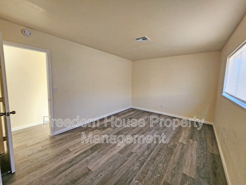 1930 Kearney Street property image