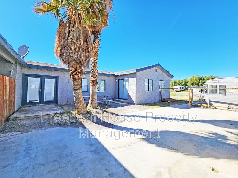 2220 West Bell Vista Avenue - 5 property image