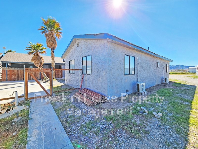 2220 West Bell Vista Avenue - 5 property image