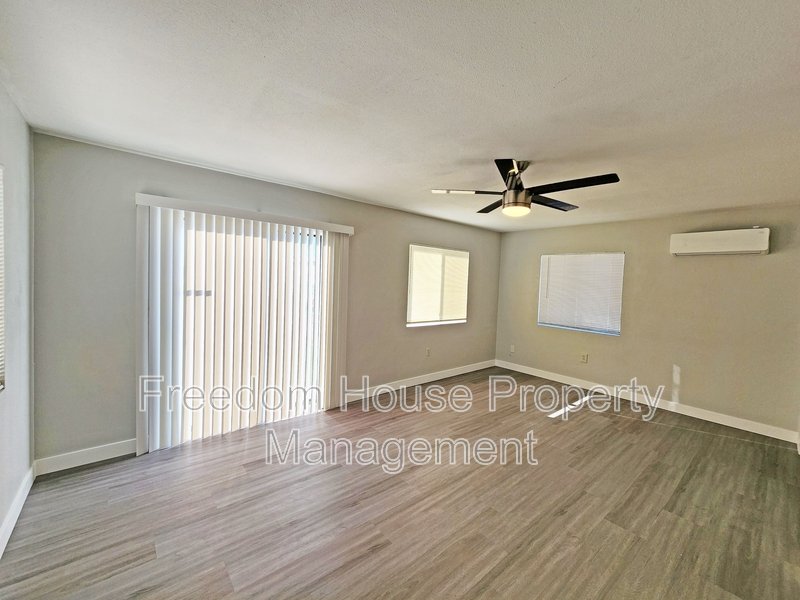 2220 West Bell Vista Avenue - 5 property image