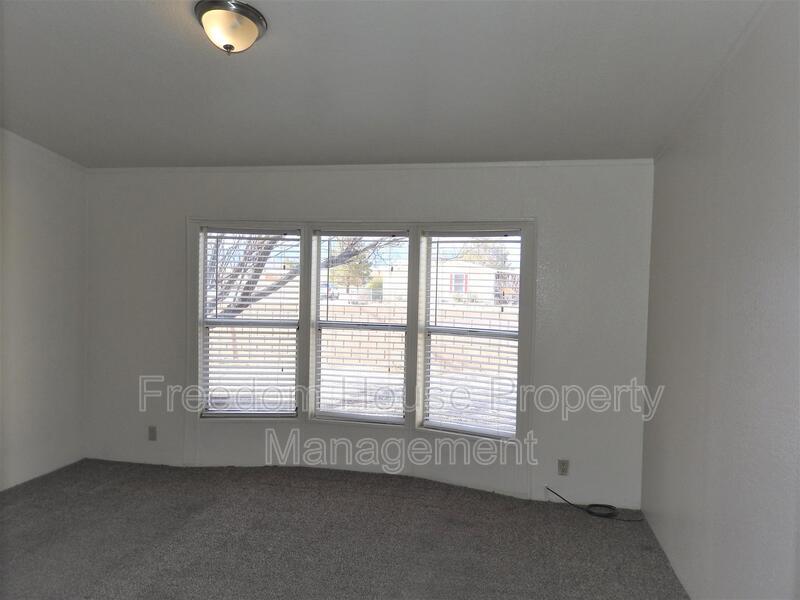 2770 Rio Rico property image