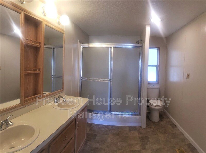 2770 Rio Rico property image